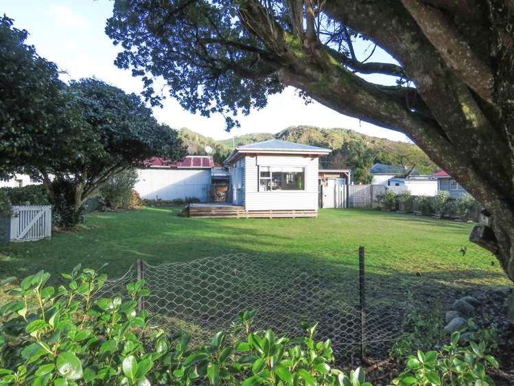 1 Church Street Reefton_27