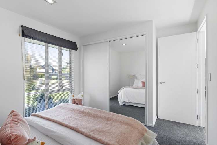 5 Millpond Place Parklands_15