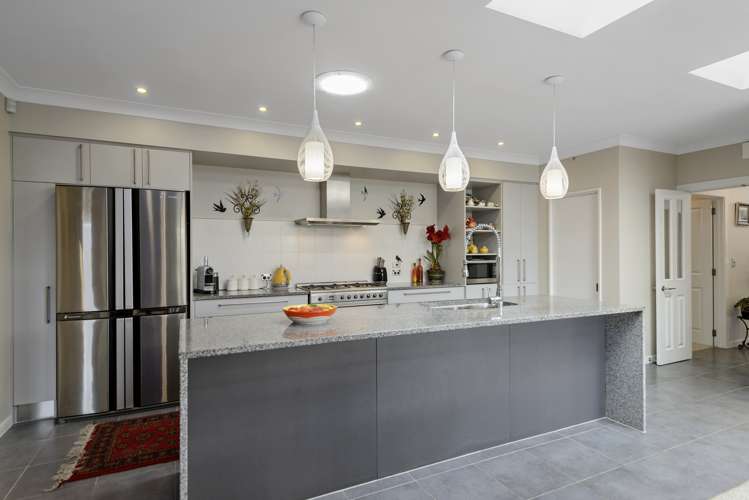 264 Southfield Drive Lincoln_7