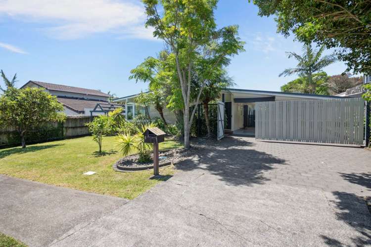 8 Andrea Place Sunnyhills_22