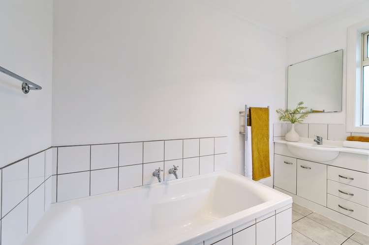 317 Clyde Road Bryndwr_11