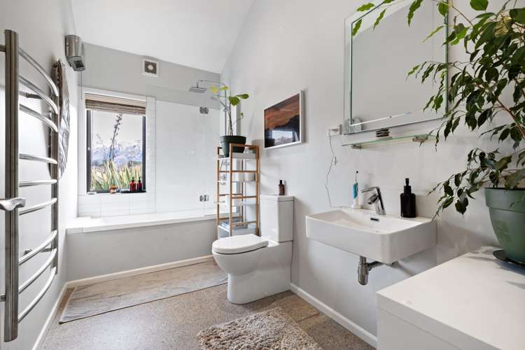 34 Birley Rise Glenorchy_9