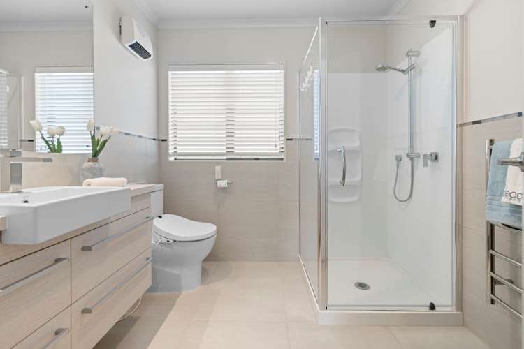 8 Creda Road Wattle Downs_17