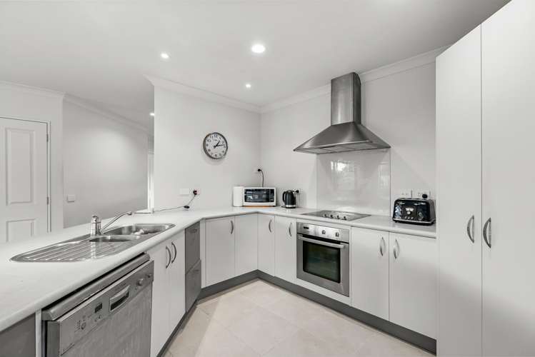 14 Lochiel Place Te Kamo_8
