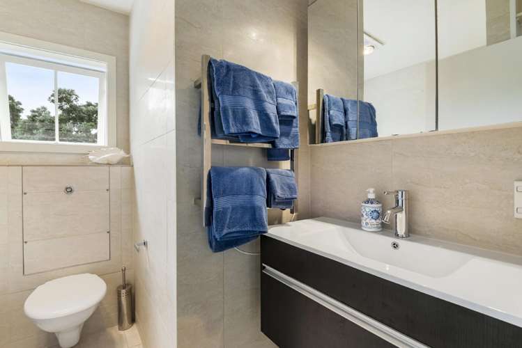 2/14 Sanders Avenue Takapuna_23