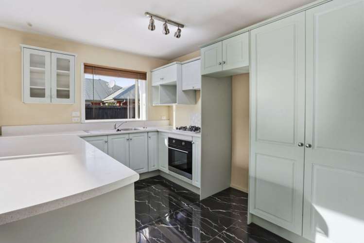 37 Farnborough Street Aranui_15