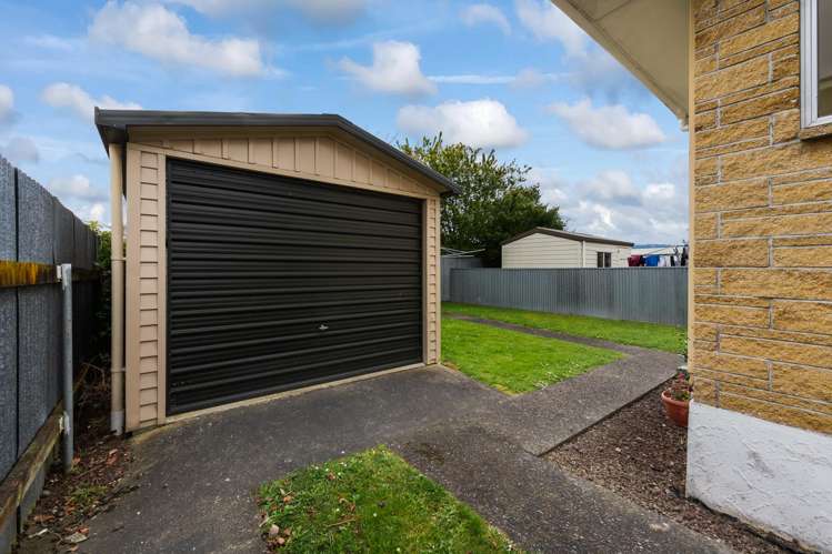 137 Bath Street Levin_19