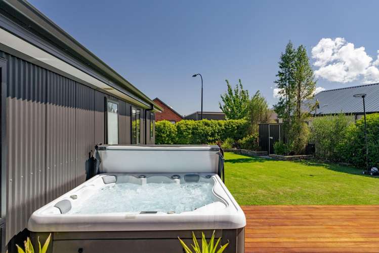 10 Chadlington Way Lower Shotover_24