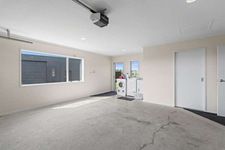 1484 Egmont Road Egmont Village_35