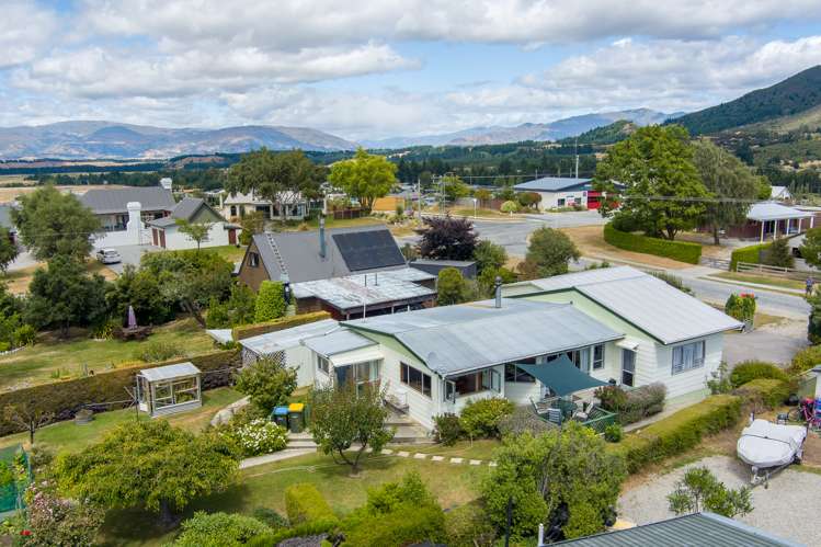 42 Bodkin Street Lake Hawea_2