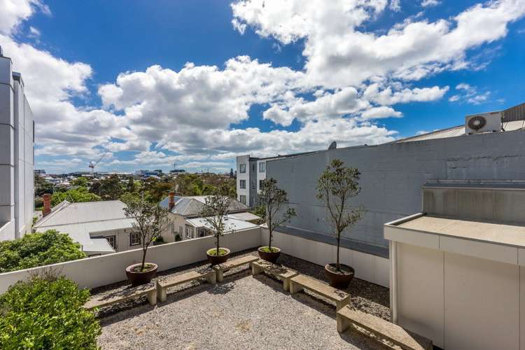 4y/435 New North Road Kingsland_18