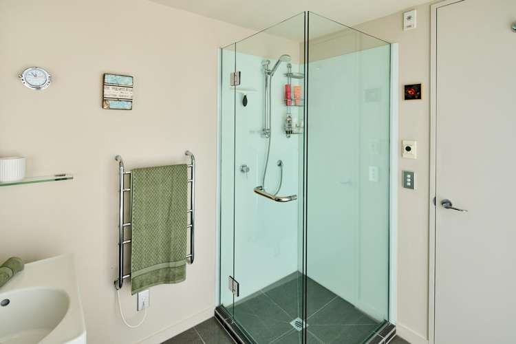 7D/42 Cable St Te Aro_18