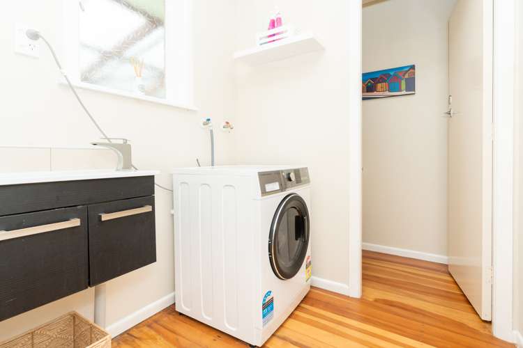 8 Aurora Terrace Hillcrest_13