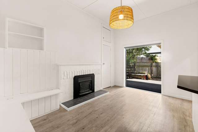 16 Hammond Road Taradale_3