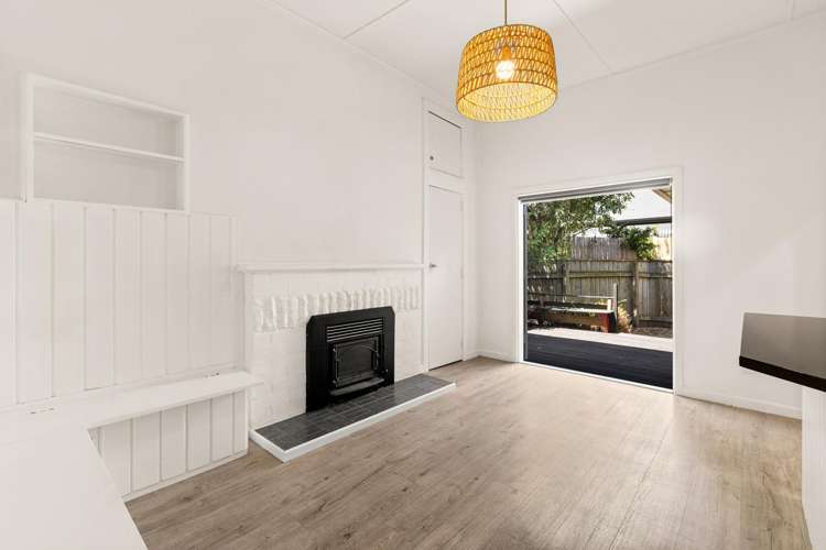 16 Hammond Road Taradale_3