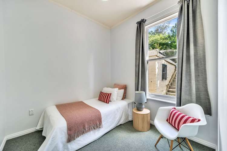 22 Thomson Street Lookout Point_11