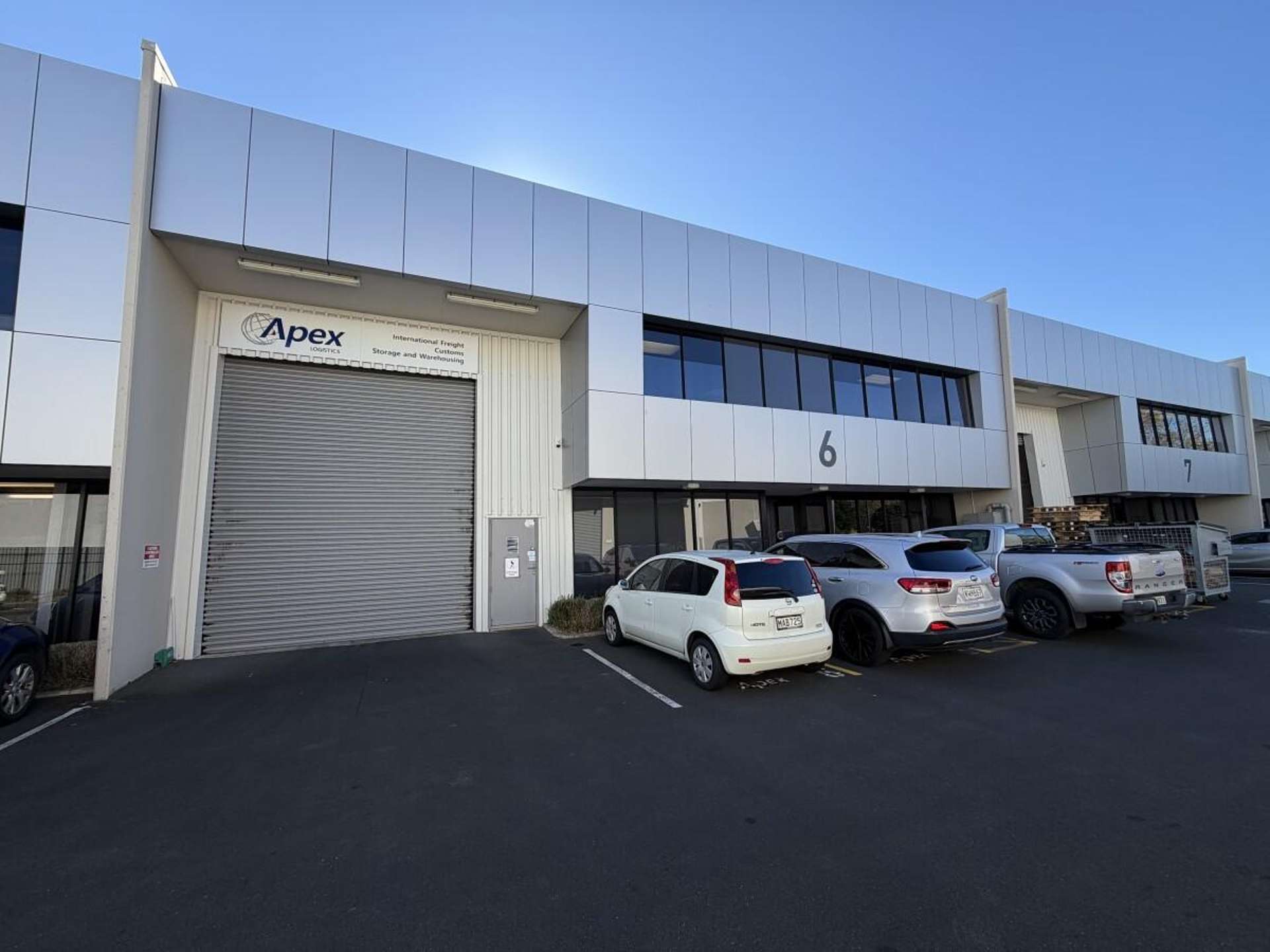 6/17 Airpark Drive Mangere_0