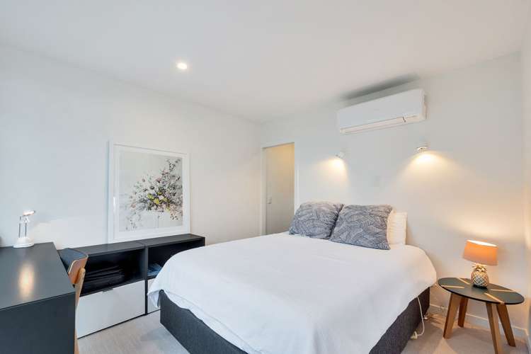 1/3 Beach Road Northcote Point_9