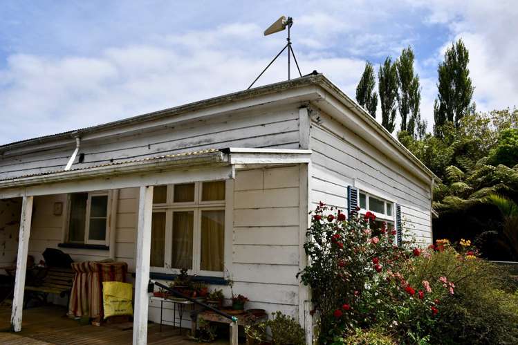 406 Arapito Road Karamea_23