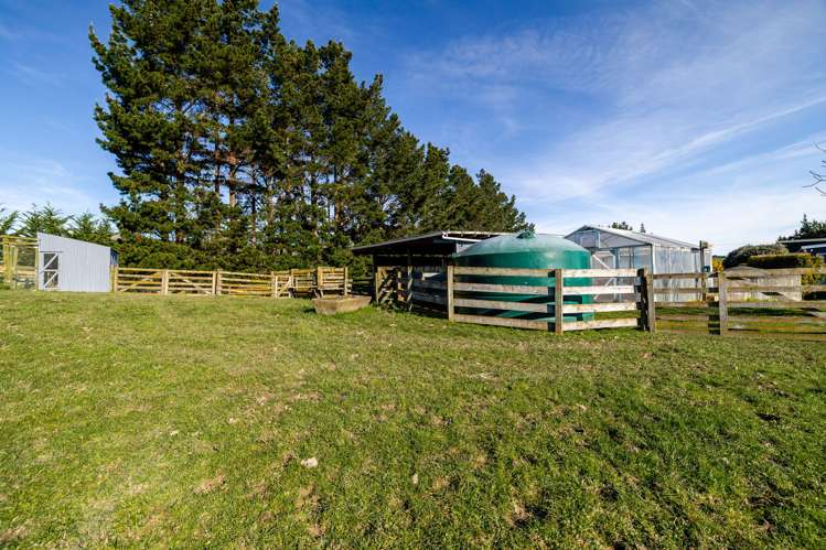 220 Kahuterawa Road Linton_24