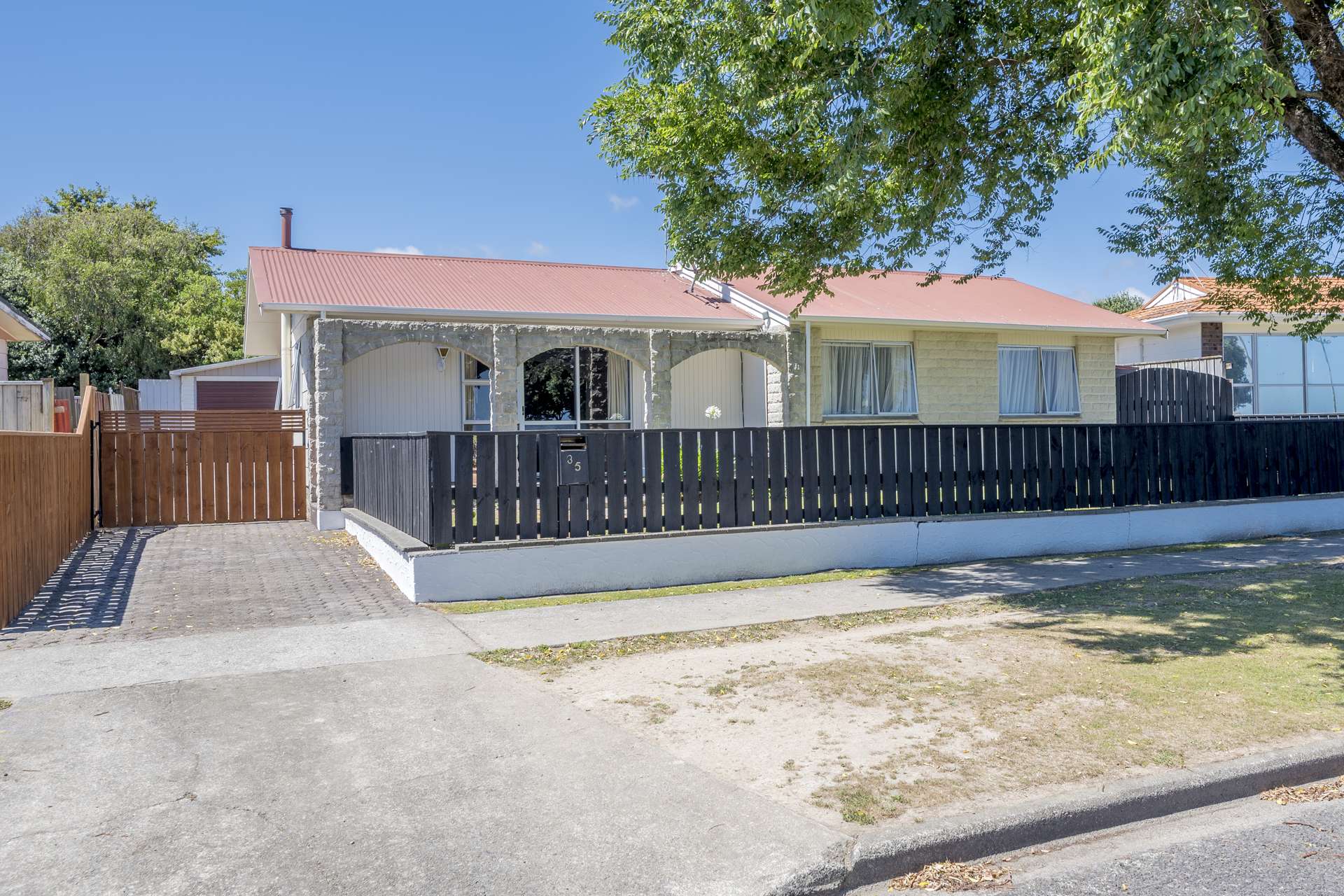 35 Adkin Avenue Levin_0