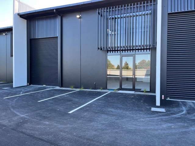 Near New Small Warehouse