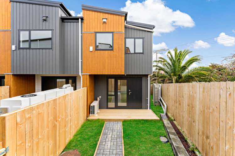 2/300 Great North Road Henderson_31