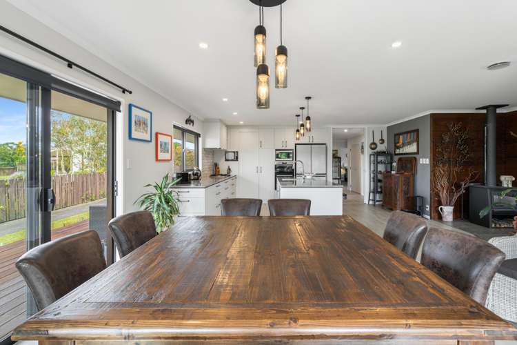 102 Mark Street Whangamatā_15