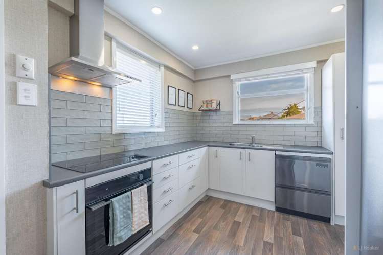 21 Sherratt Street West End_1
