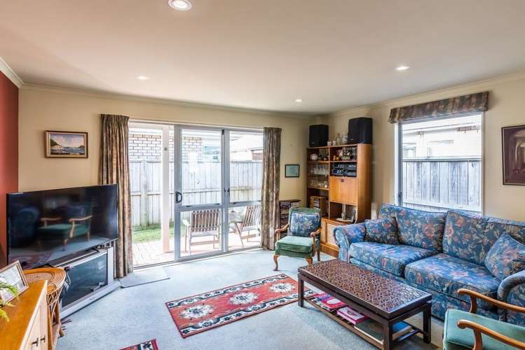 8/25 Tacy Street Kilbirnie_2