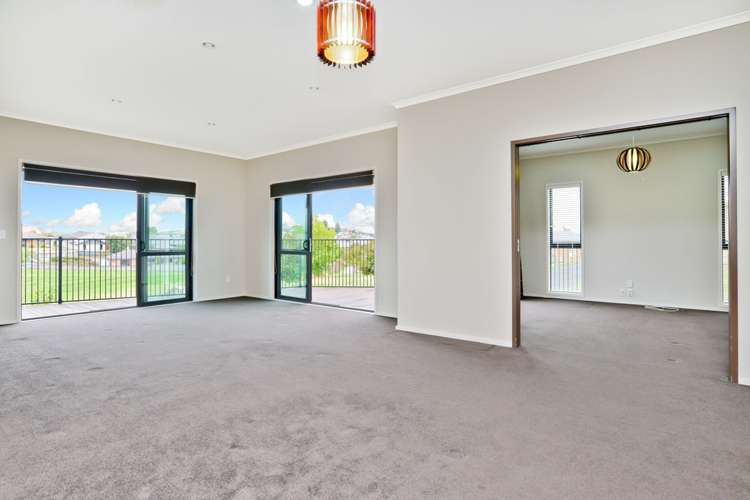 22 Pointon Glade Grandview Heights_6