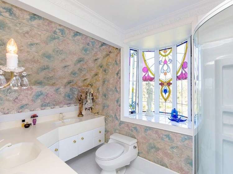 28 Pickwick Road Otamatea_21