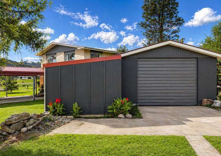 7 Crampton Road Reefton_23