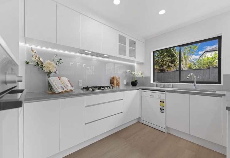 21 Heidi Crescent Flat Bush_6