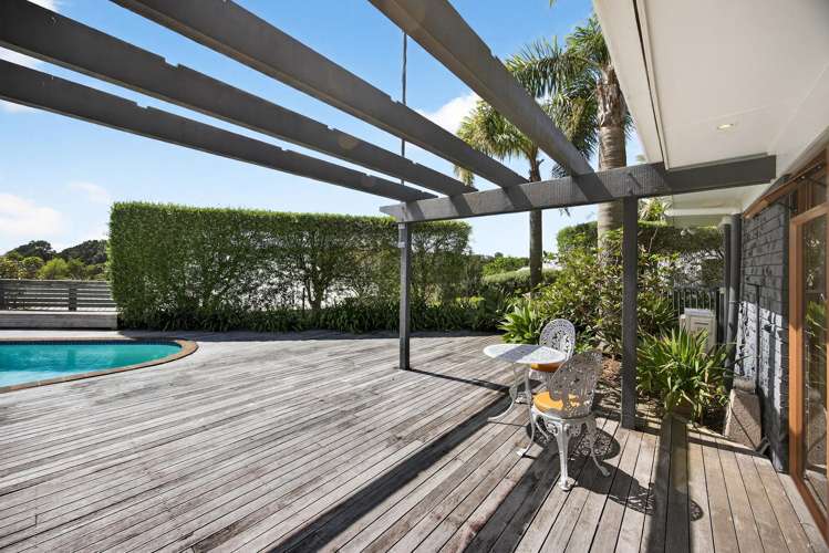 14 Davita Place Farm Cove_25