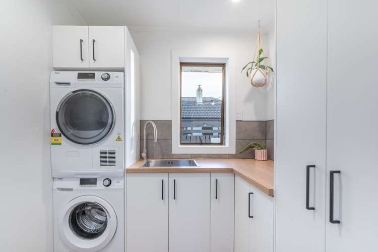 234 Crawford Street Glengarry_12