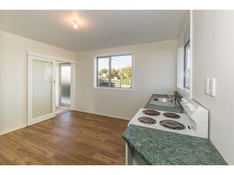 117 Gayhurst Road Dallington_4