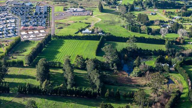 2 & 3/75 Riddell Road Kerikeri_3