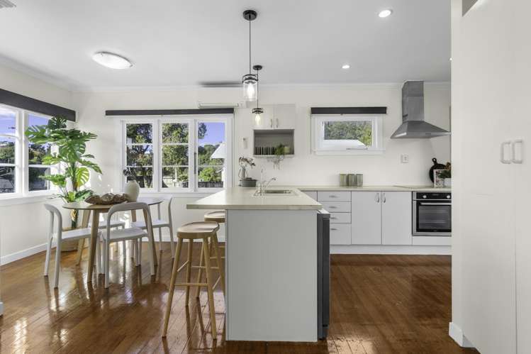 172 Western Hills Drive Kensington_13