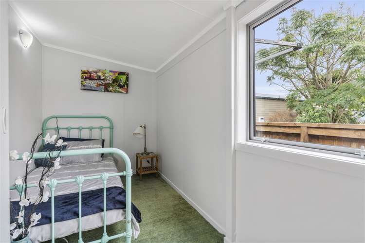 18 Athenree Road Athenree_12