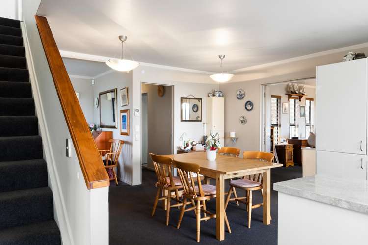 53 Alec Craig Way Gulf Harbour_11