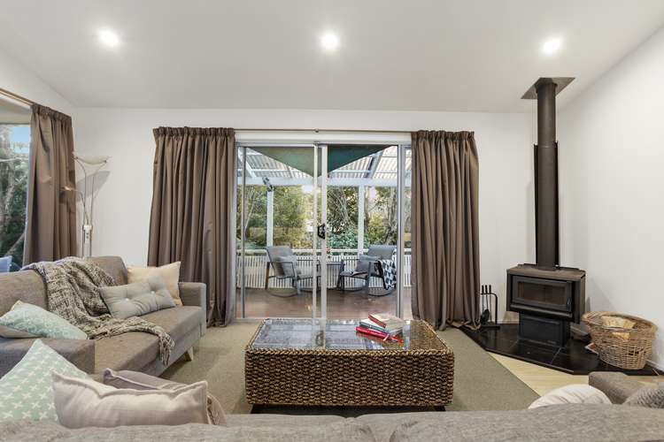 49 Onedin Place Titirangi_4