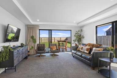 3 Bob Reid Crescent_1