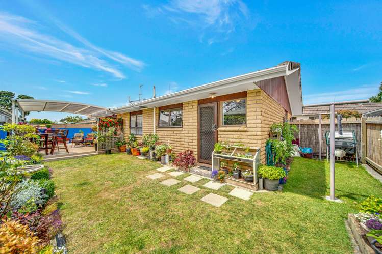 2/11 Reeves Avenue Papatoetoe_12