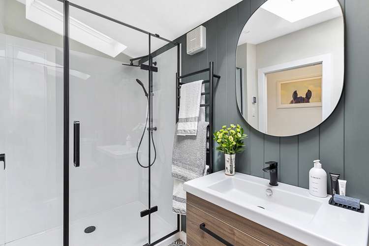 29 Donald Mclean Street Newtown_12