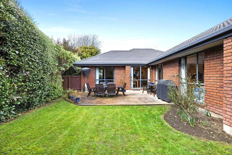 65a Cutts Road Russley_7