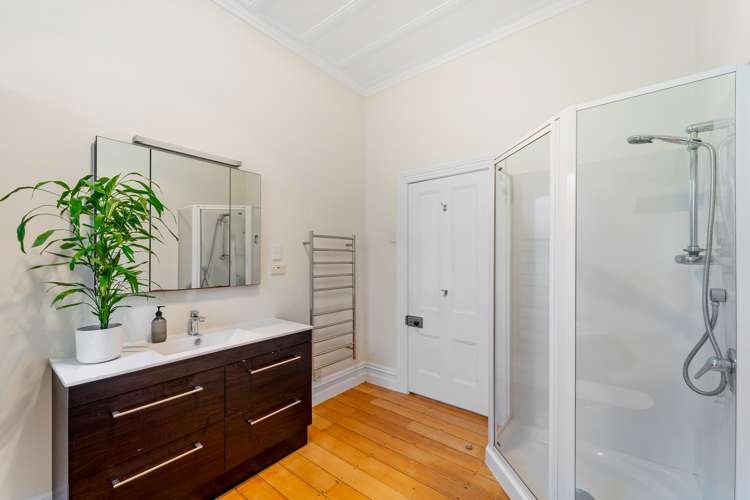 1243 Whangaparaoa Road Gulf Harbour_21