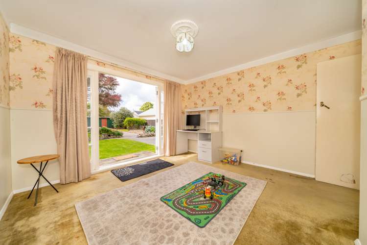 52 Brentwood Street Trentham_11