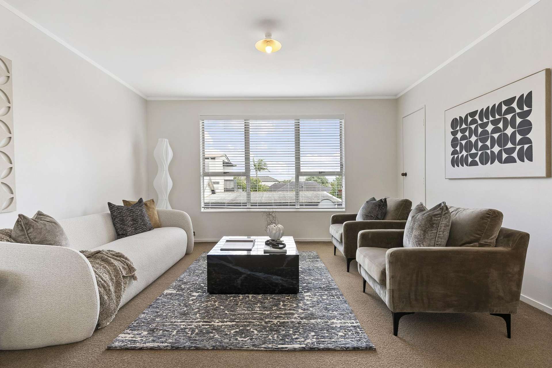 11/57 Point Chevalier Road Point Chevalier_0