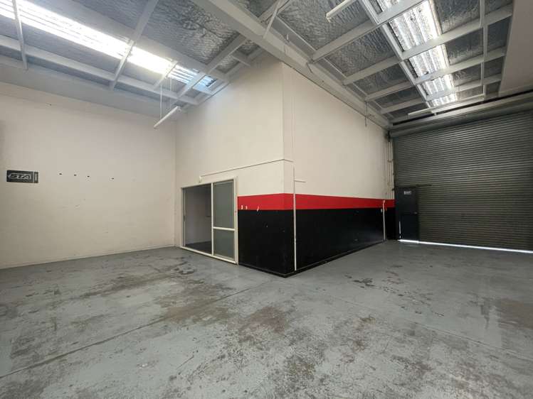 2/21 Andromeda Crescent East Tamaki_3